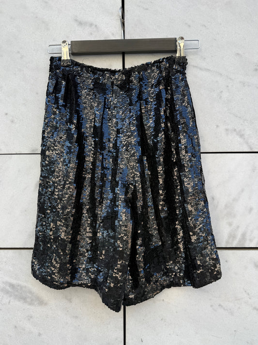 Shorts sort paljetter