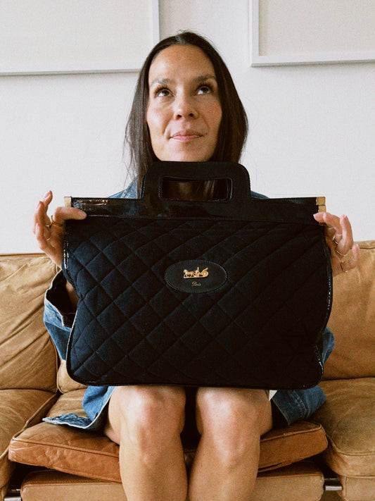 Veske Tote sort quilted med gull hest