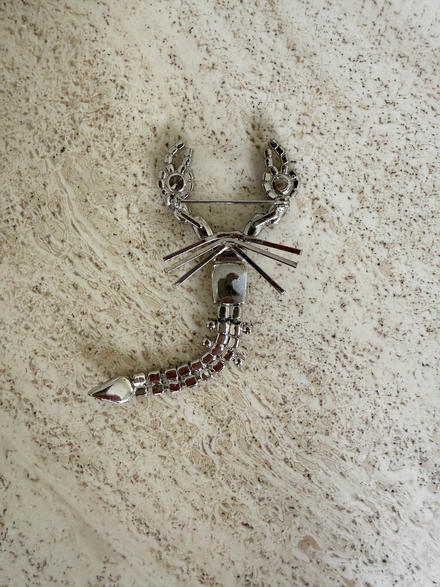 Brosje skorpion med strass
