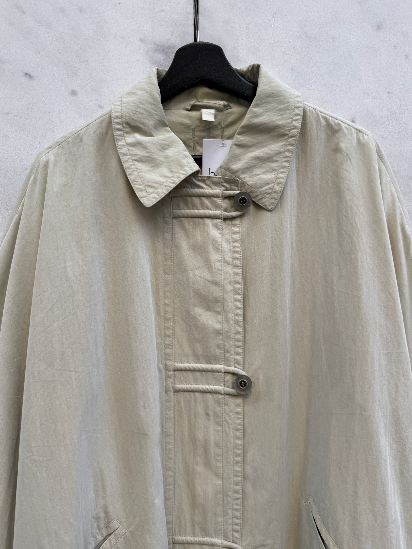 Cape beige