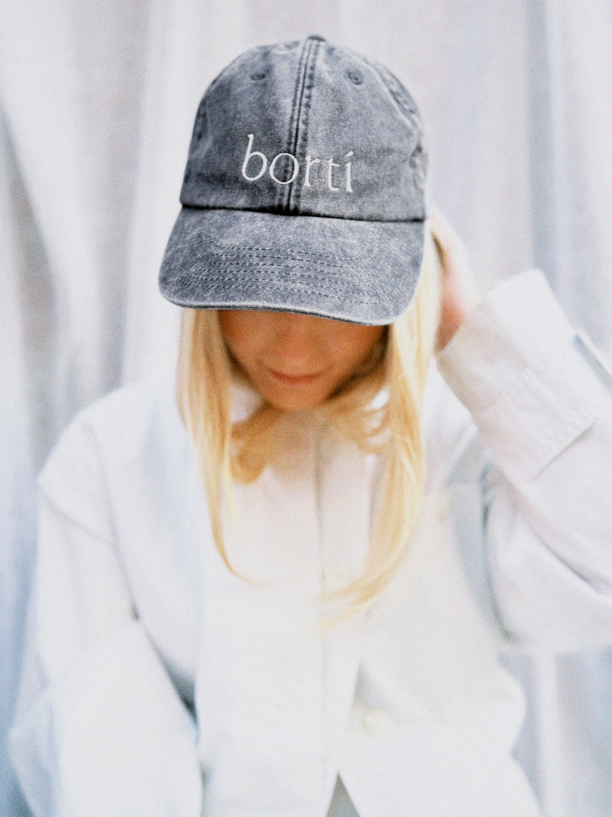 Borti caps "vintage" sort/hvit logo