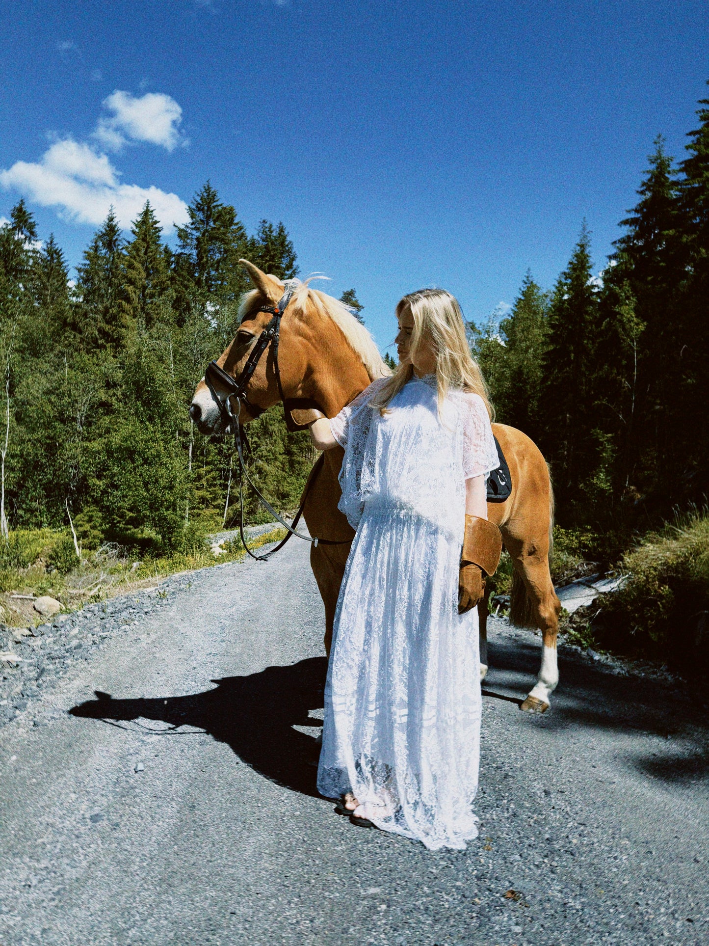 Kjole hvit blonde