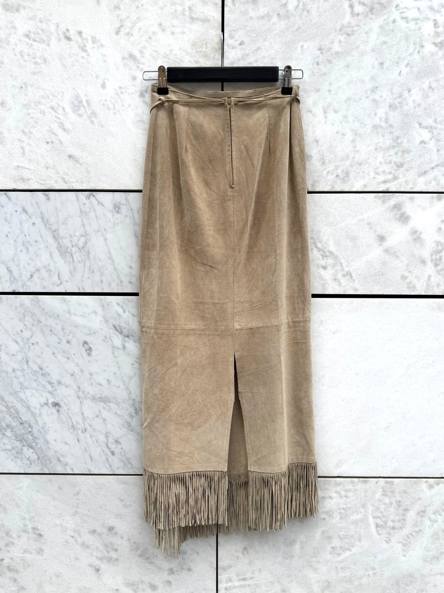 Skjørt semsket beige med frynser