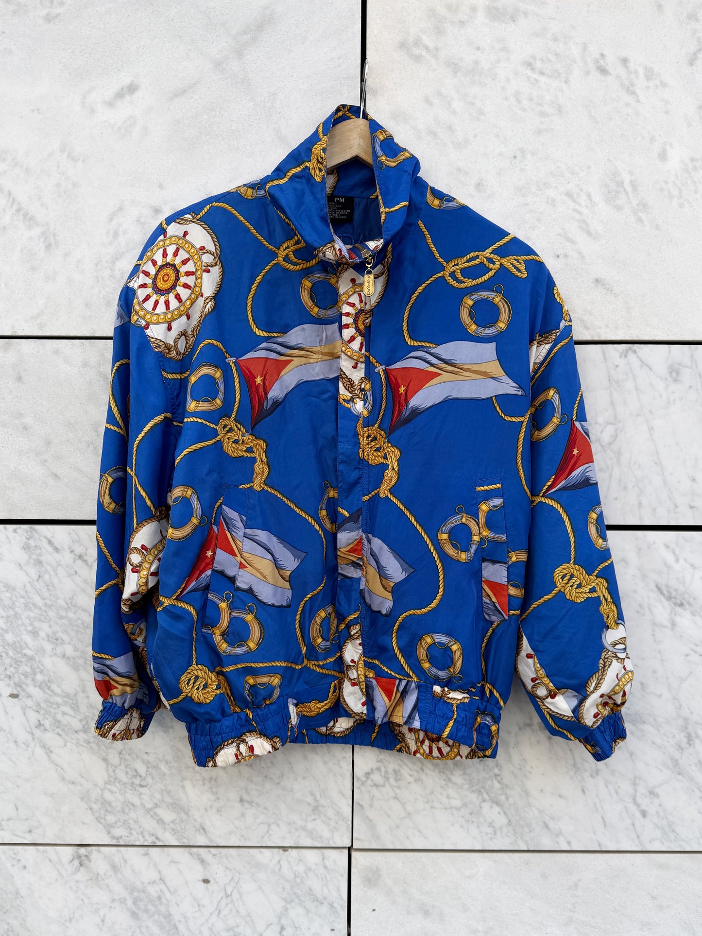 Windbreaker bomber maritim