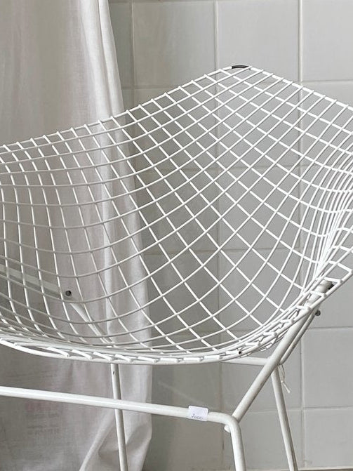 Bertoia Diamond chair
