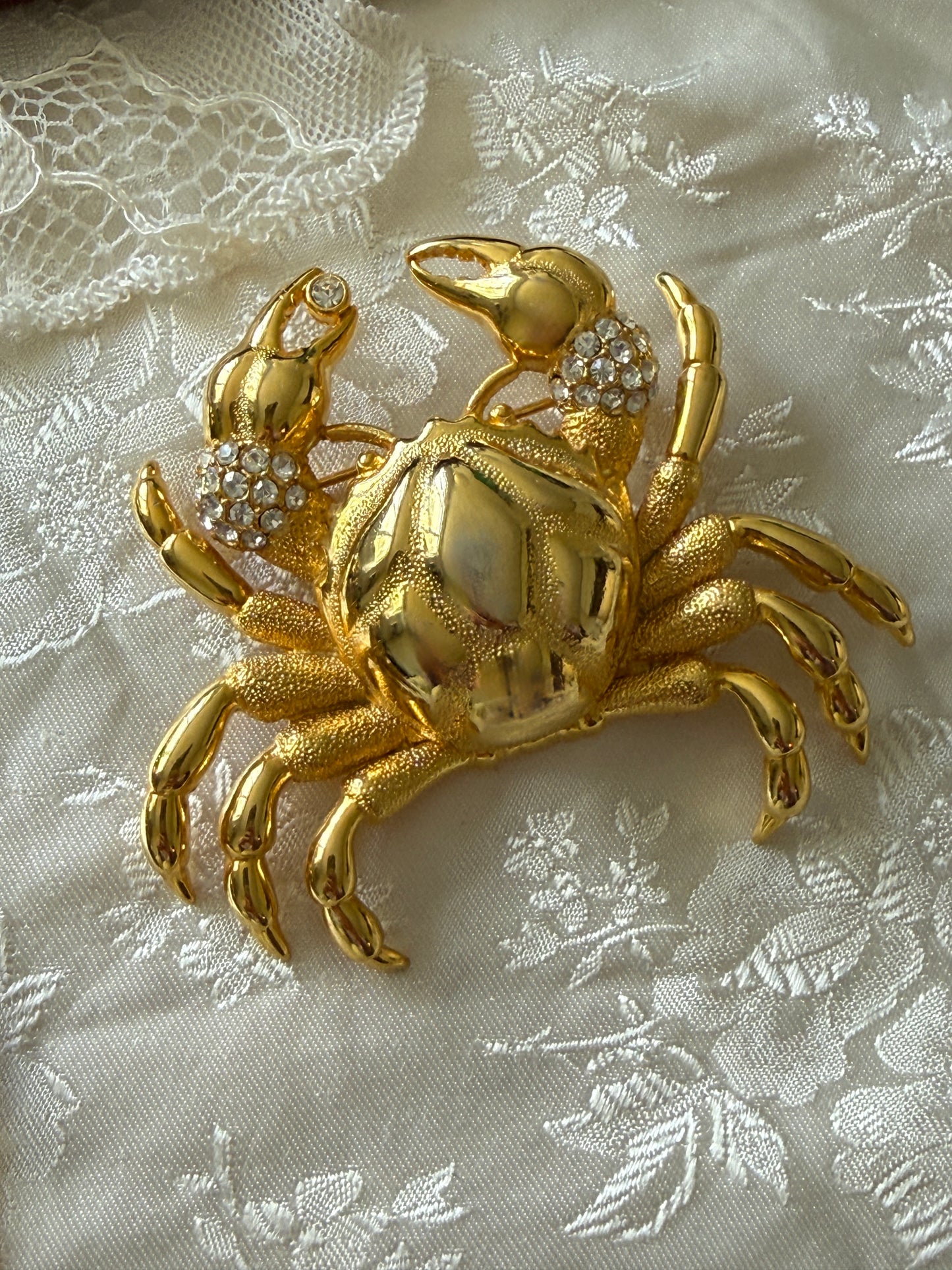 Brosje krabbe