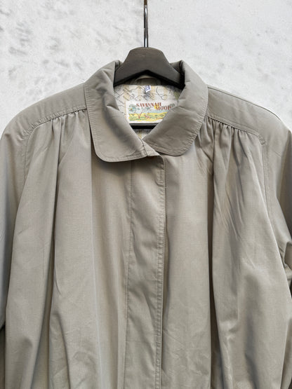 Trenchcoat med snøring grå-grønn