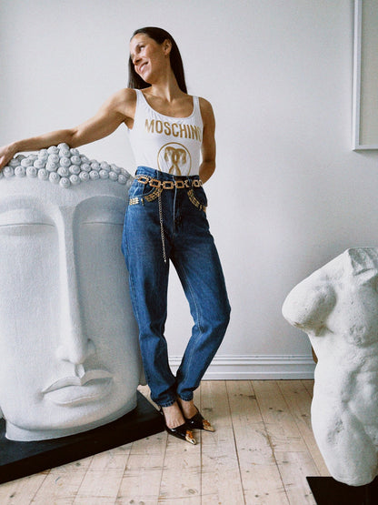 Jeans med gull nagler