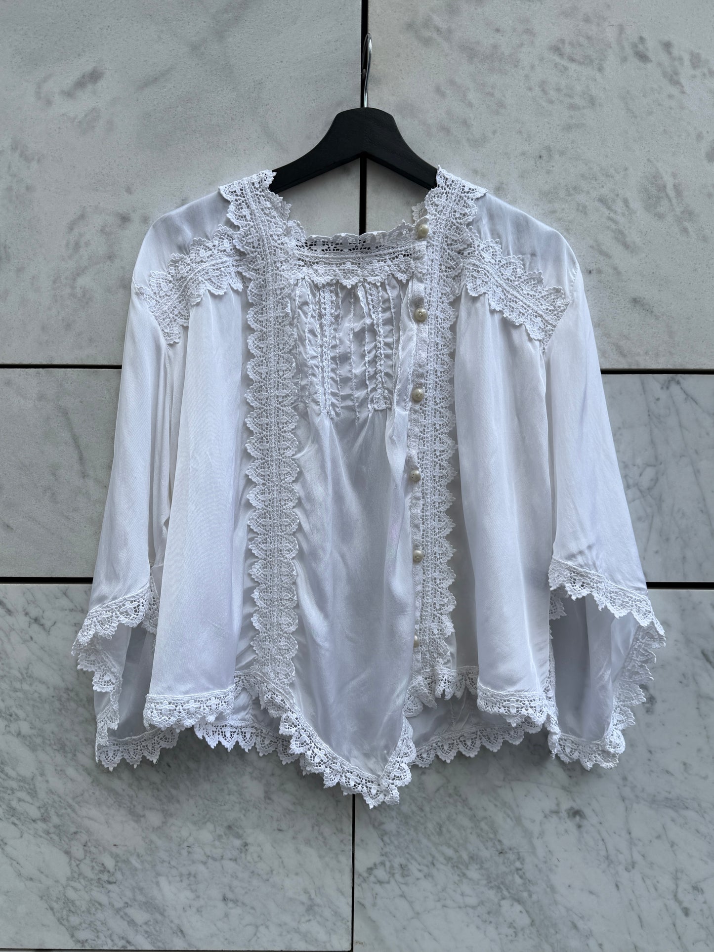 Bluse hvit blonde