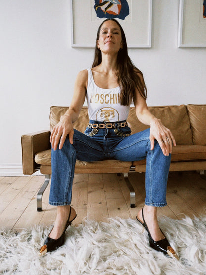 Jeans med gull nagler