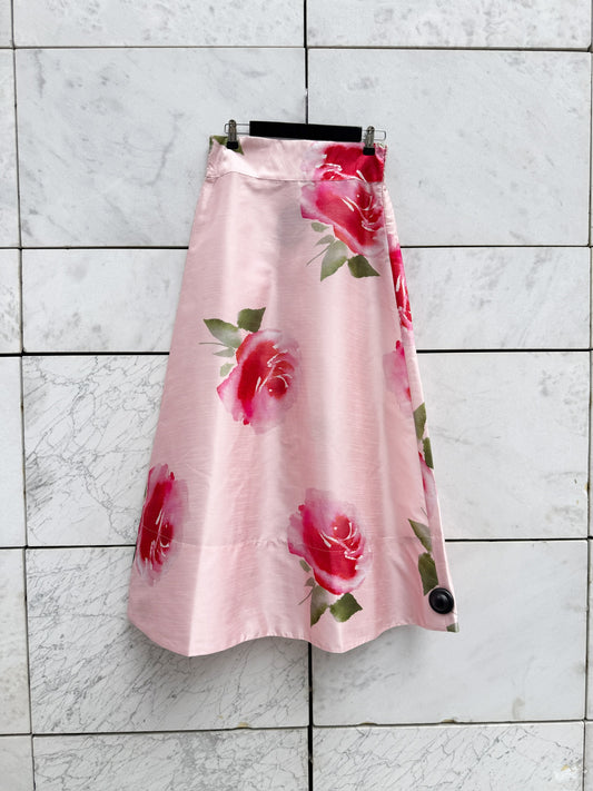 Skjørt rosa med blomster byTiMo