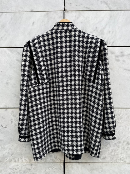 Blazer hundetann