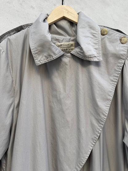 Trenchcoat lys grå