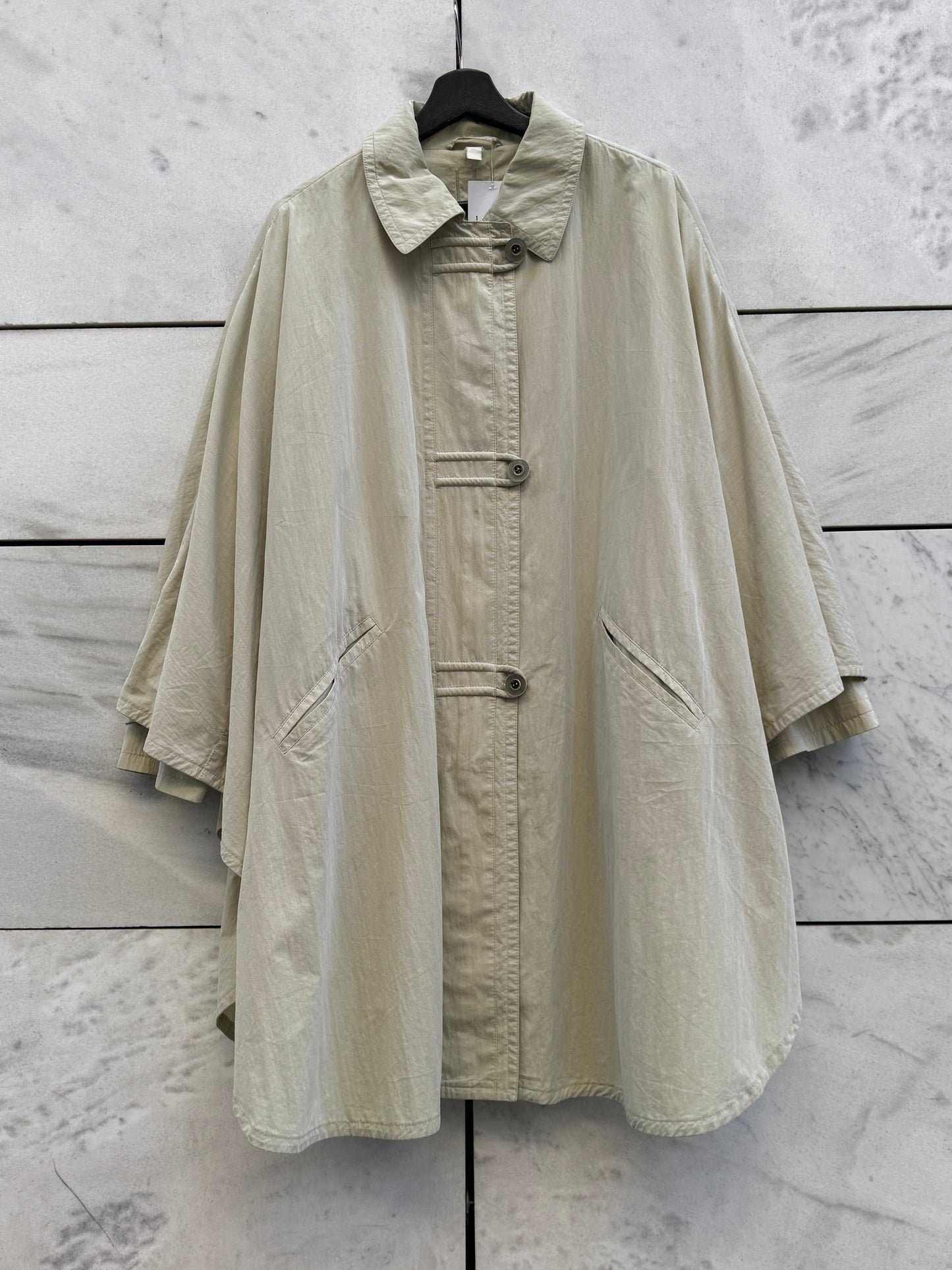 Cape beige