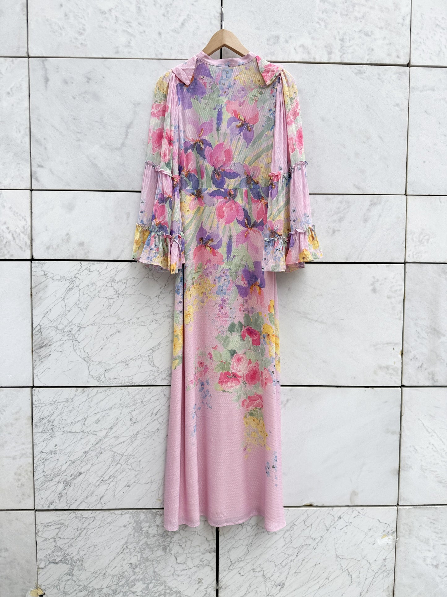 Kjole rosa med blomster