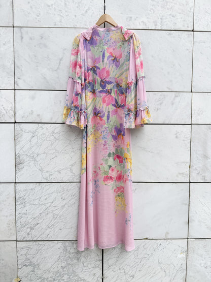 Kjole rosa med blomster