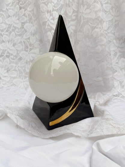 Lampe sort pyramide