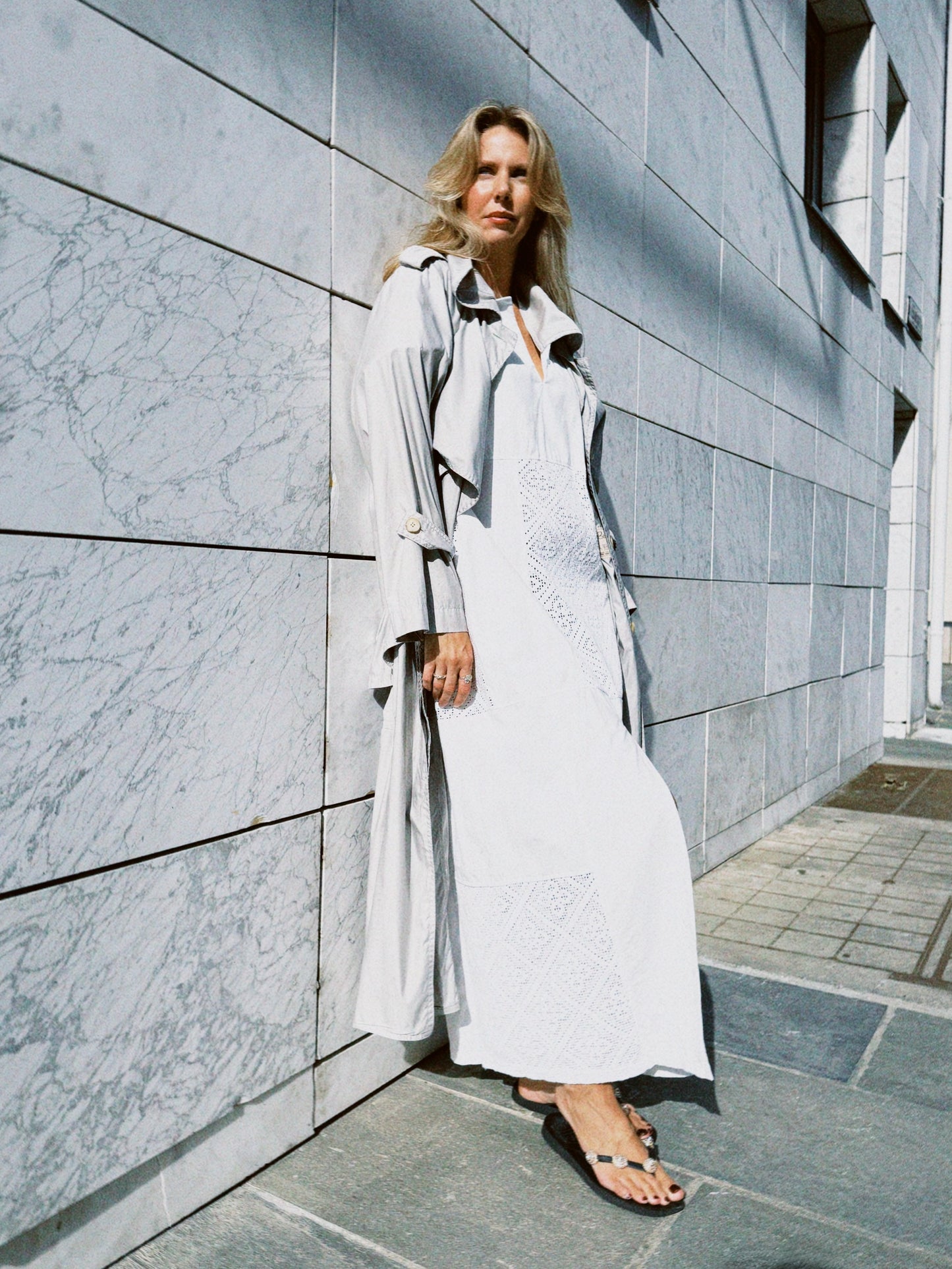 Trenchcoat lys grå