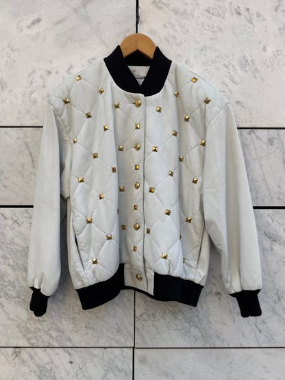 Skinnjakke hvit med gull studs