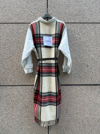 Trenchcoat lys beige med frynser Re-design
