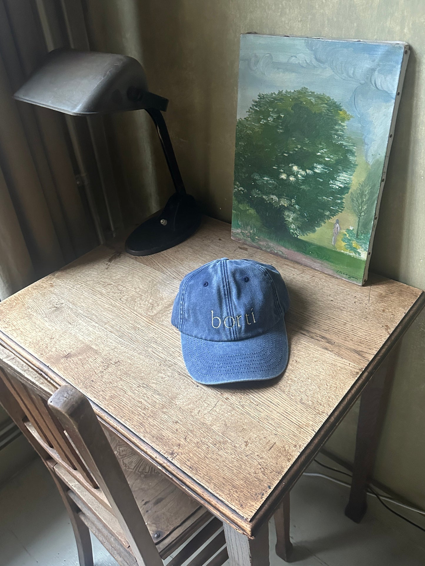 Borti caps "vintage" mørk blå/gul logo