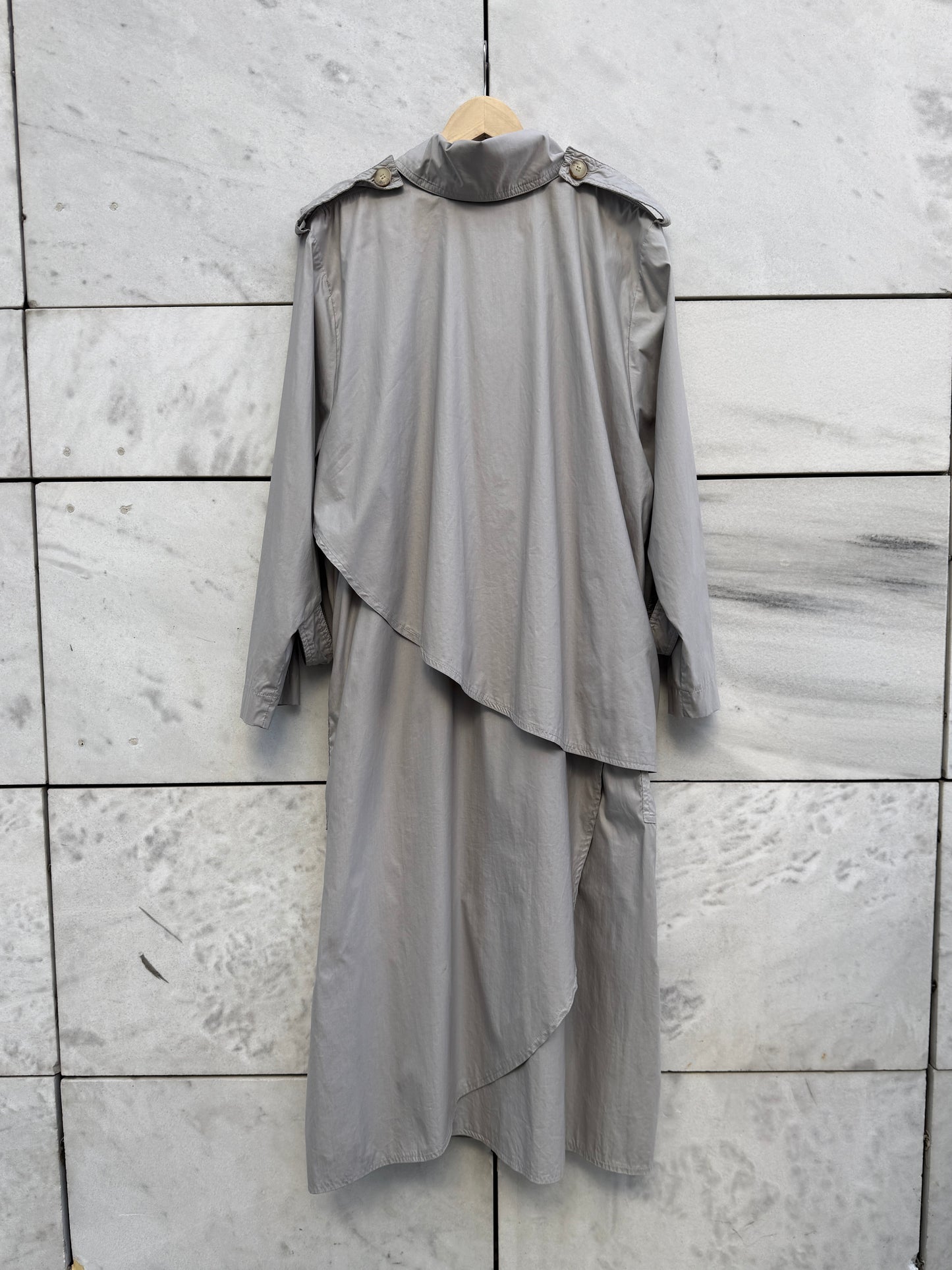 Trenchcoat lys grå