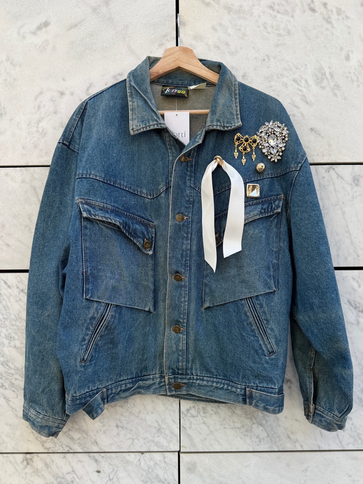 Jakke denim vid silhuett med bling