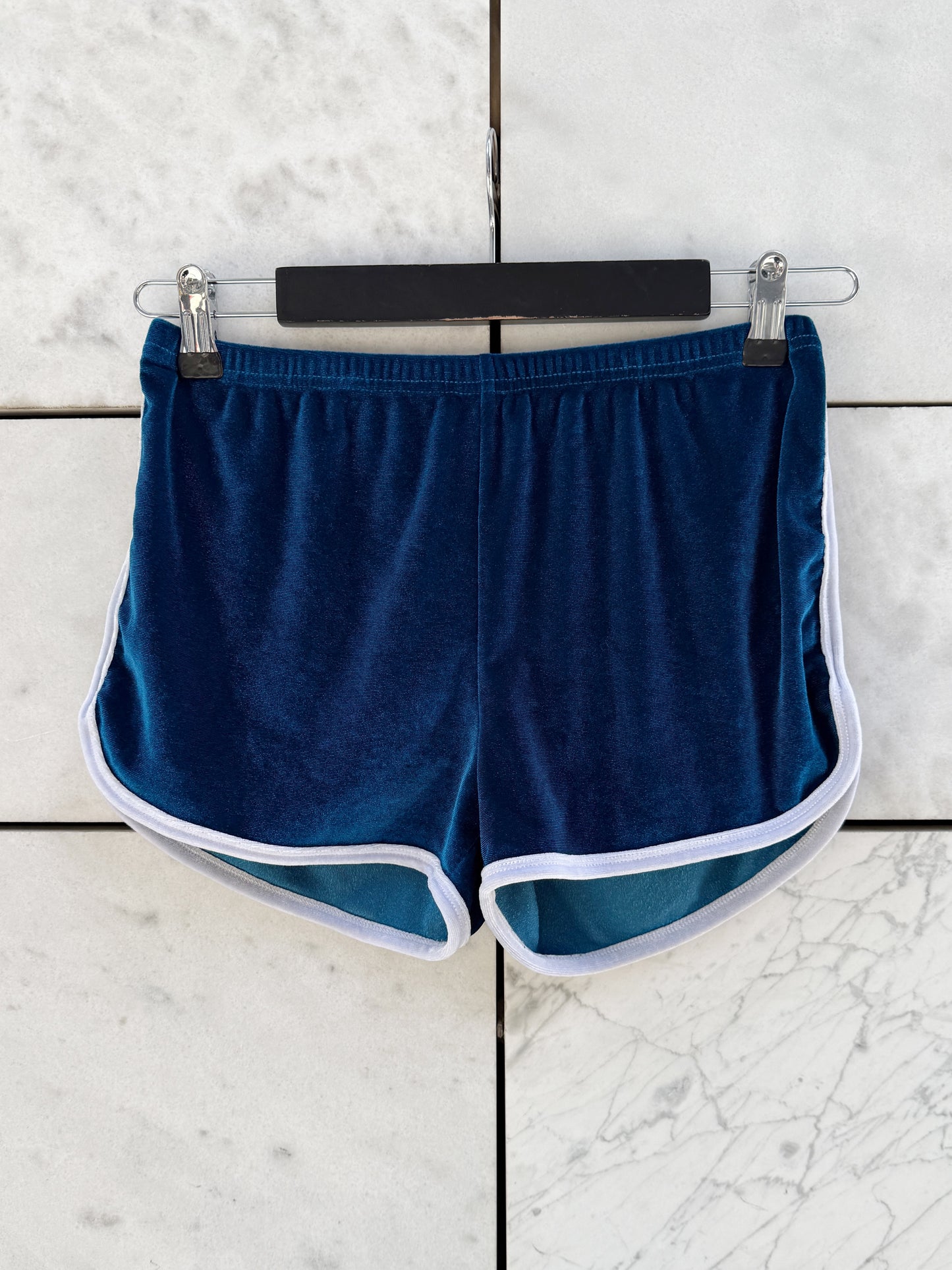 Shorts sporty 70s velur