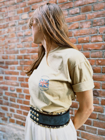 T-shirt beige army look