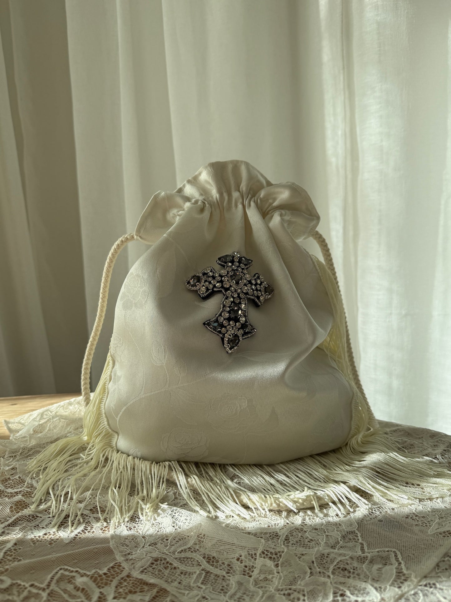 Veske pompadur re-design med kors