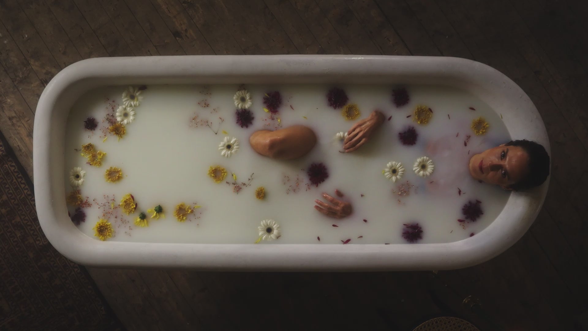Last inn video: 